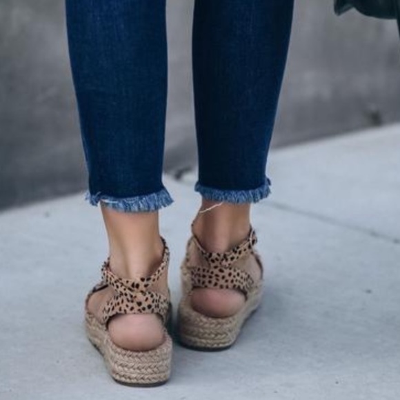 HILLARY Espadrille Wedge - cheetah - Picture 5 of 8